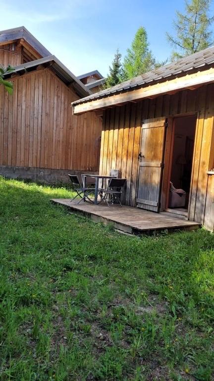 Chalet By Sophie Superdevoluy Avec Piscine Экстерьер фото