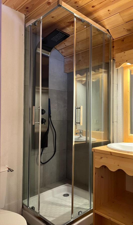 Chalet By Sophie Superdevoluy Avec Piscine Экстерьер фото